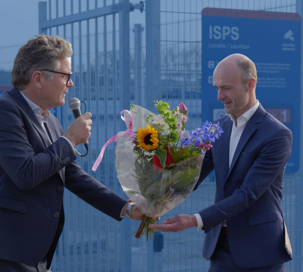 Joan Blaas and Aart Nobel celebrating the shared vision for smarter, safer ports